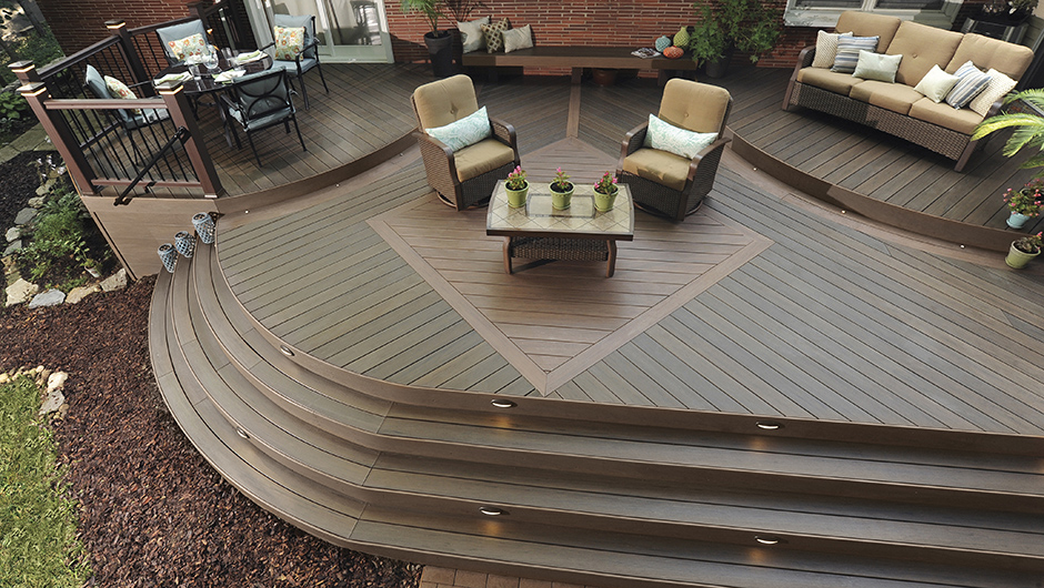 TimberTech Pro Decking, Legacy Collection. Colour is Mocha and Pecan with Kona accents